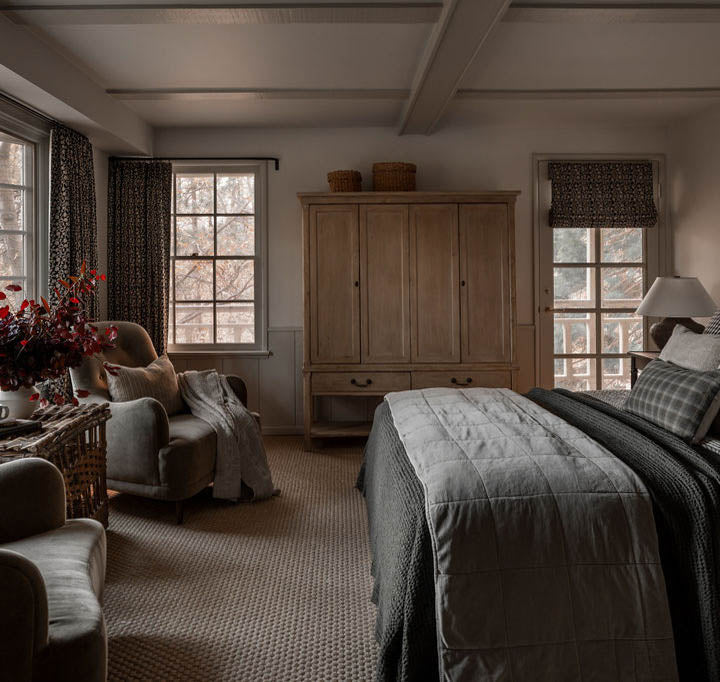 Amsterdam Velvet Coverlet